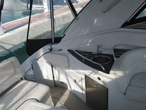 Freedom Boat In Lavagna Marine Apartment